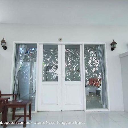 Pineapple Guest House Νησιά Γκίλι Εξωτερικό φωτογραφία