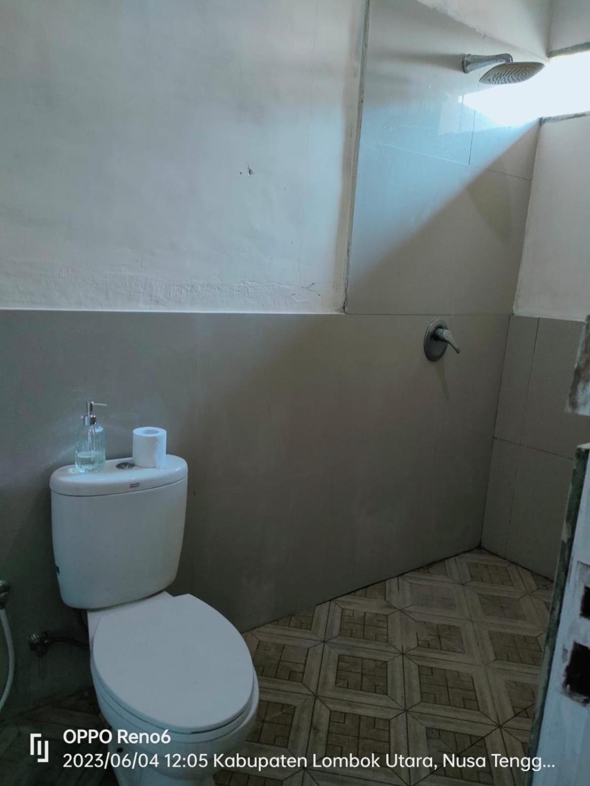 Pineapple Guest House Νησιά Γκίλι Εξωτερικό φωτογραφία